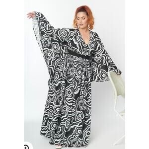 Unique Vintage Smak Parlour Black Psychedelic Floral Belted Caftan 1X NWOT